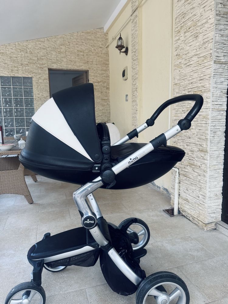 Vand carucior Mima Xari impecabil ,pret achizitie 5000 de lei