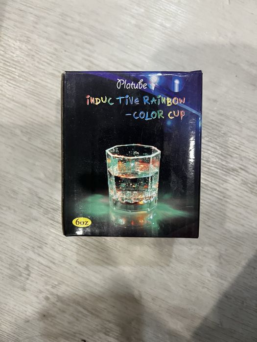 Светящийся стакан