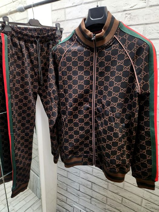 Мъжки екип високо качество