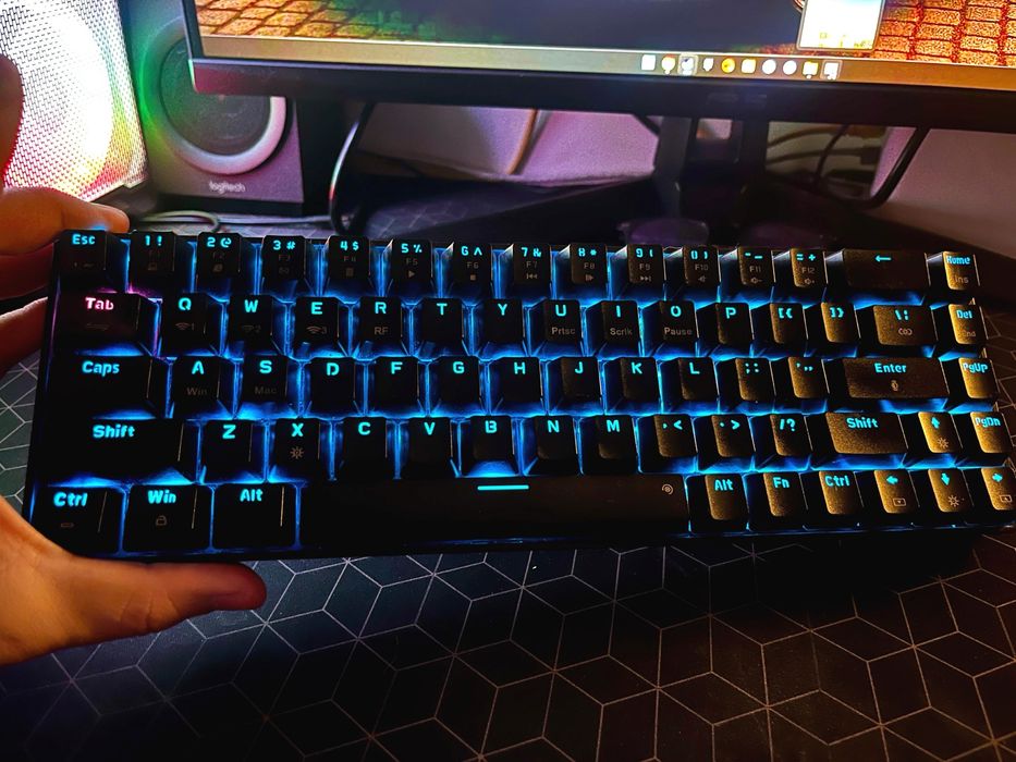 Vand tastatura mecanica Zenkabeat