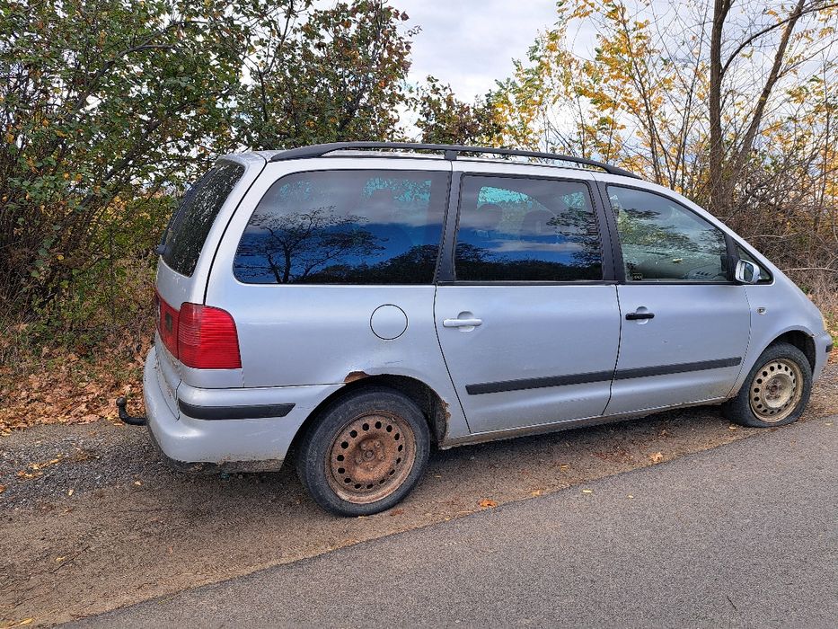 Vând Volkswagen sharan pentru dezmembrări