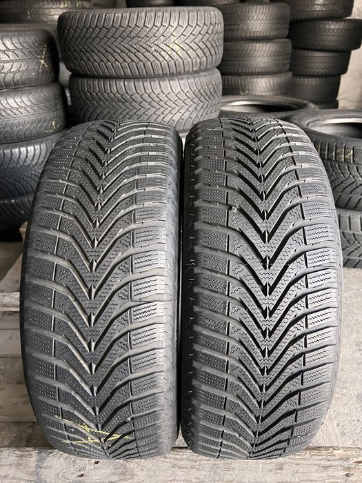 2 anvelope de iarna 195/55/16 vredestein 6.7 mm!