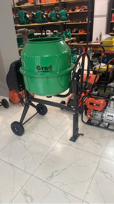 Бетономешалка 220 л