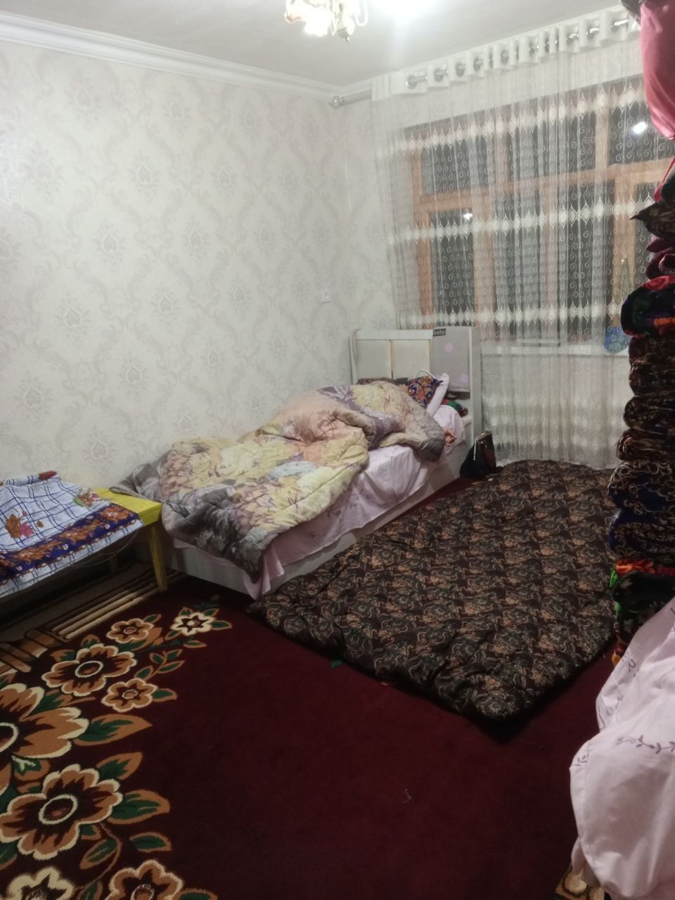 Радугада 3 хонали квартира срочна сотилади