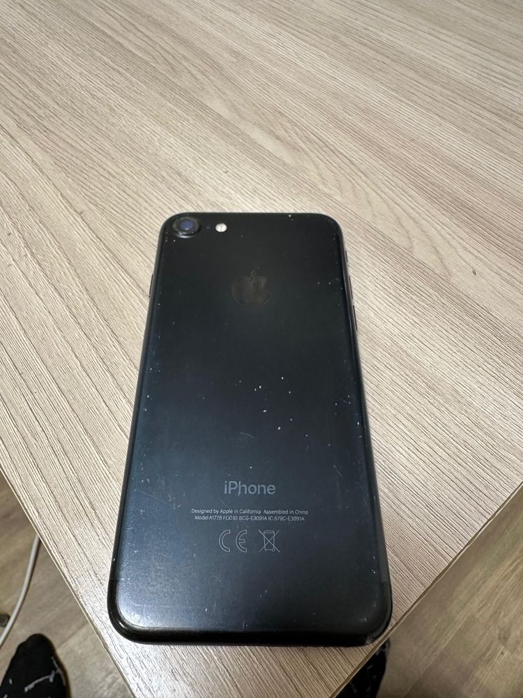 Iphone 7 продам