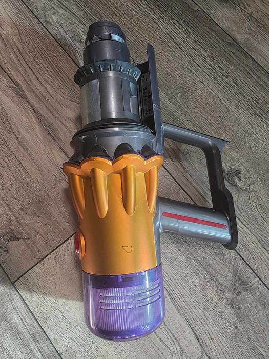 Вертикална прахосмукачка Dyson V12 Detect Slim за части