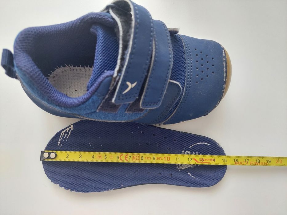 Adidași Decathlon nr 24