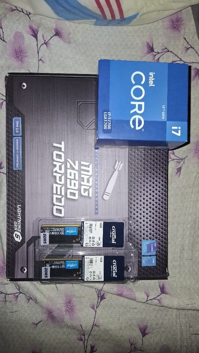 Unitate Desktop-PC MSI Z690 i7 12700, Crucial 96 GB, DDR5 5600, SSD M2