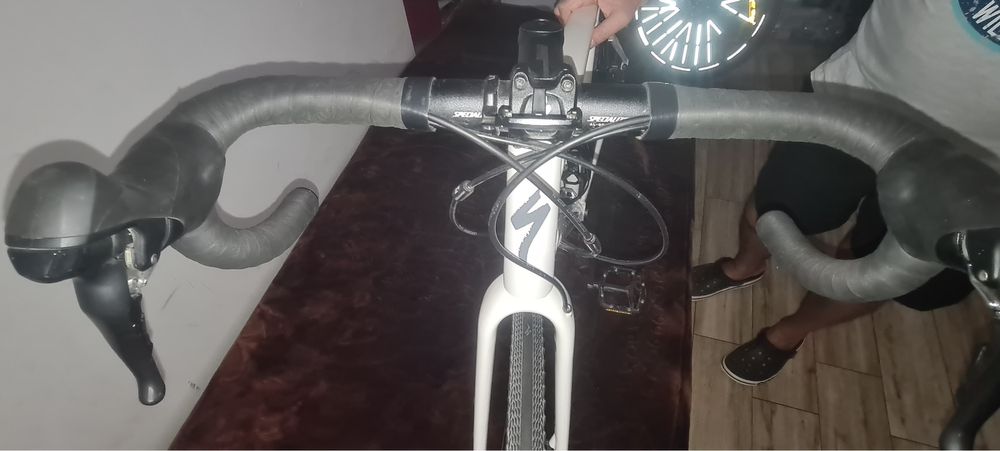 Bicicleta Specialized Diverge E5