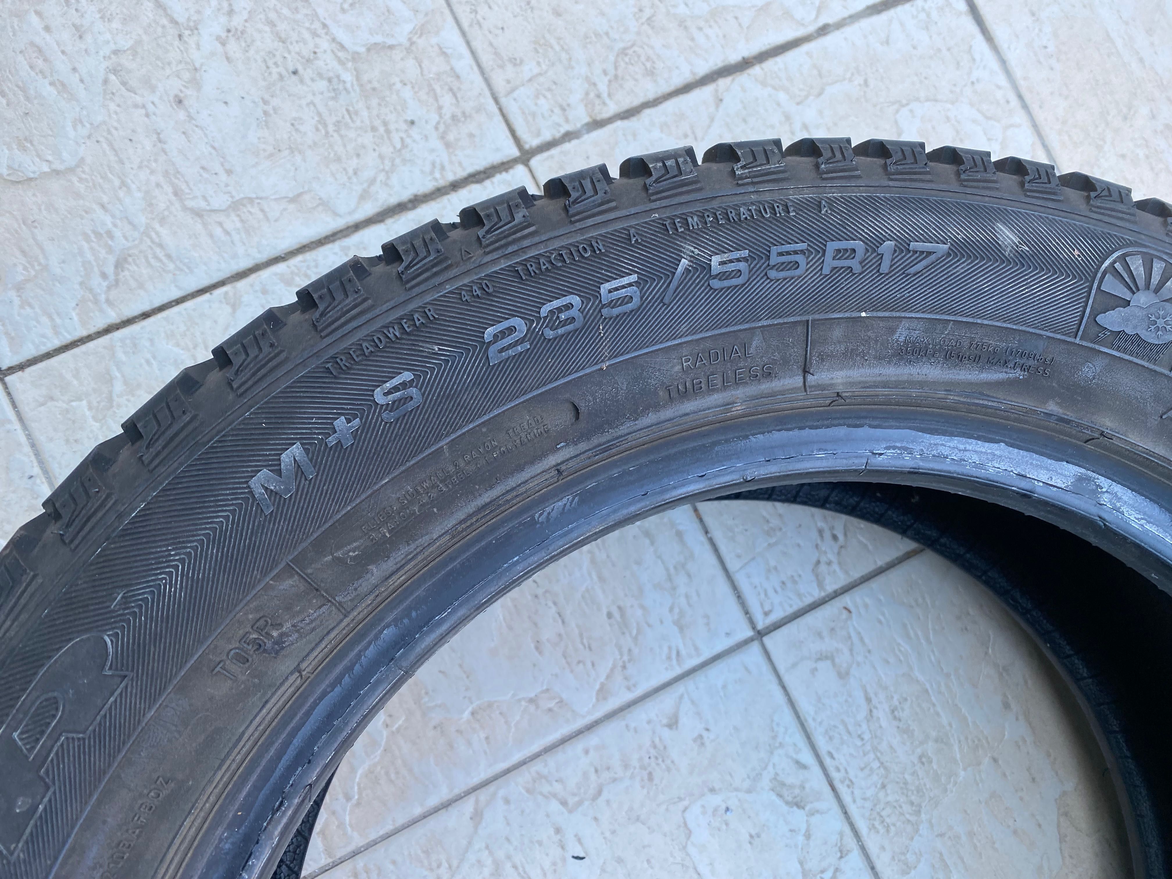 Гуми всесезонни гума 235/55/17” GOODYEAR Vector 4Seasons