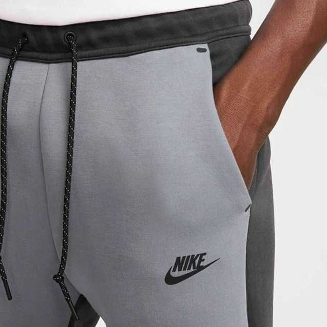 Nike Tech Fleece Спортен Екип Сив