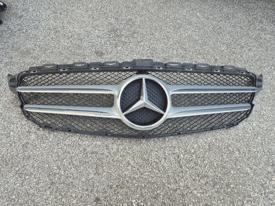 Решетка Мерцедес W205 C class маска Mercedes Ц класа