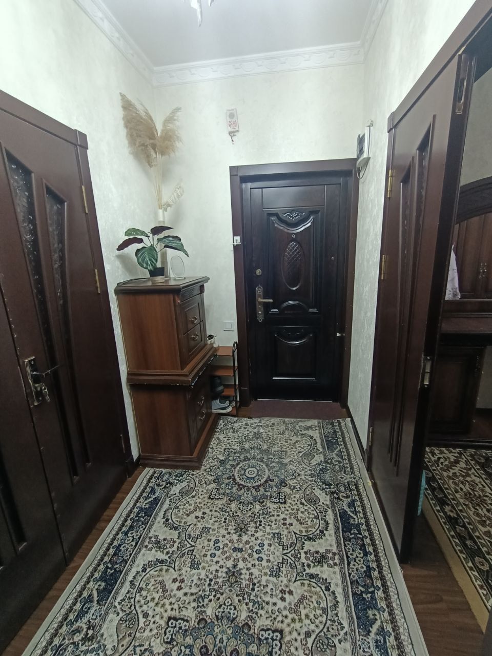Квартира Юнусабад 19кв 34дом 3/1/5