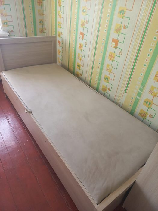 Кровать  кровать