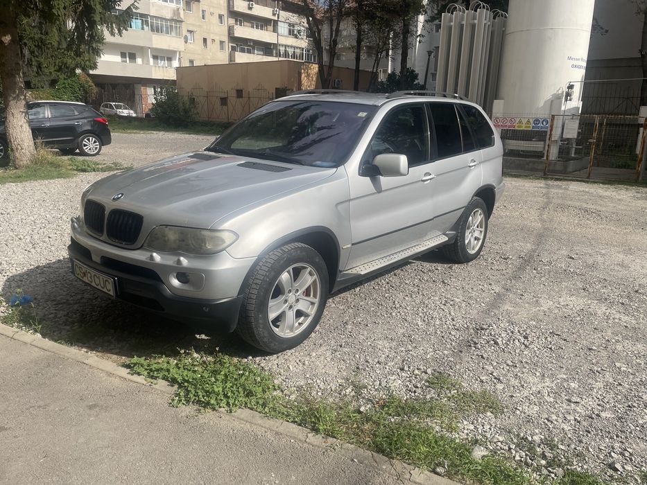 De vanzare BMW X5,Vând sau schimb cu tractor 4x4