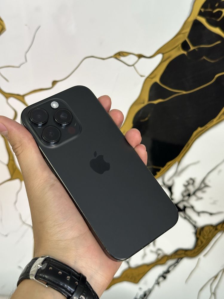 iPhone 16 Pro