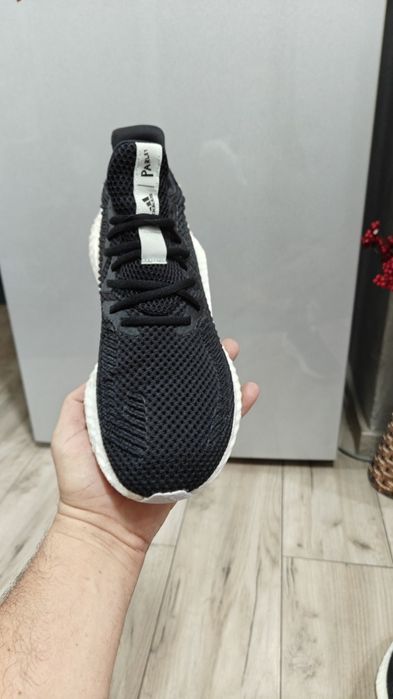 Adidas alphaboost parley Nr 44