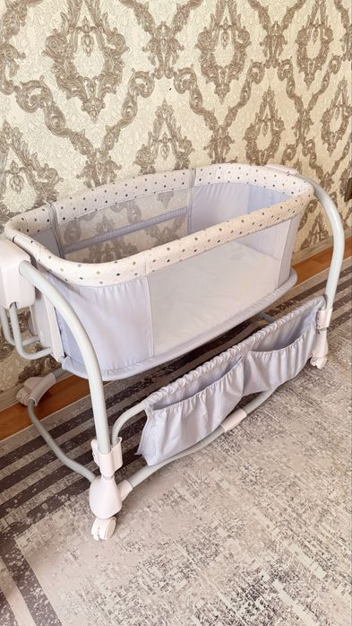 Продам приставную детскую кровать