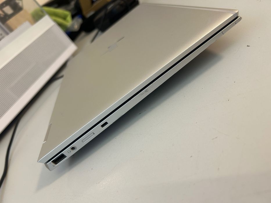 Laptop slim HP X360 G7 14 " rotativ-Touch Intel I7 32GB RAM, SSD 512GB