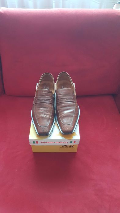 Vand pantofi pile barbati