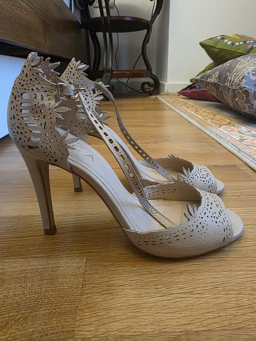 Vând sandale Epica, impecabile, 36!