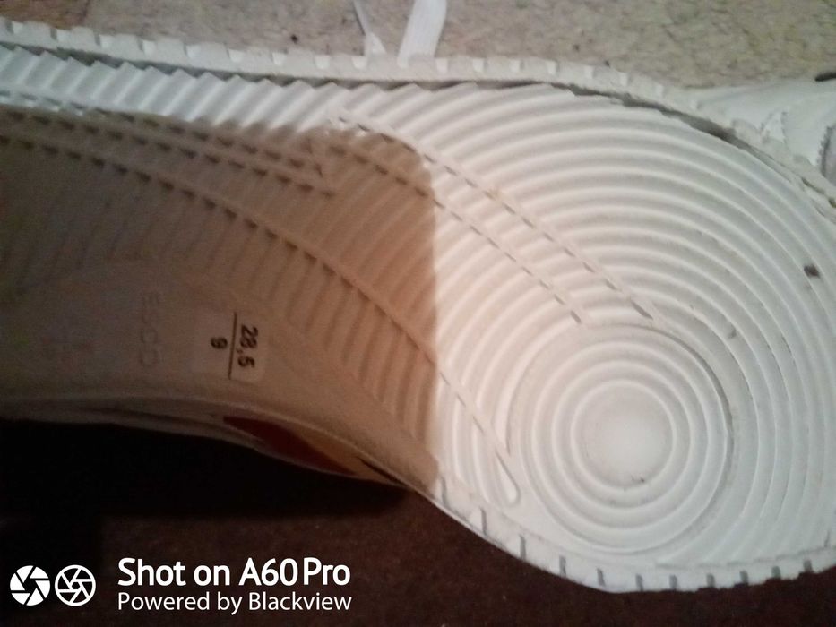 Vind încălțăminte sport piele