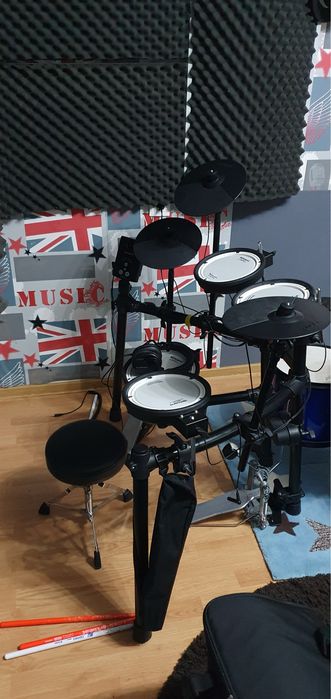 Tobe electronice Roland TD1