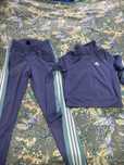 ADIDAS SPORTSWEAR Essentials  xs (32)