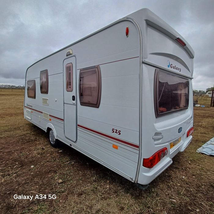 Rulota galaxi 2004 neinmatriculata ,6 pers ,fără infiltratii Funcționa