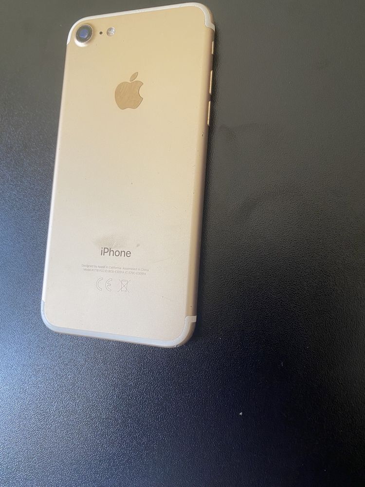 Iphone 7 / Rose gold /32gb памет