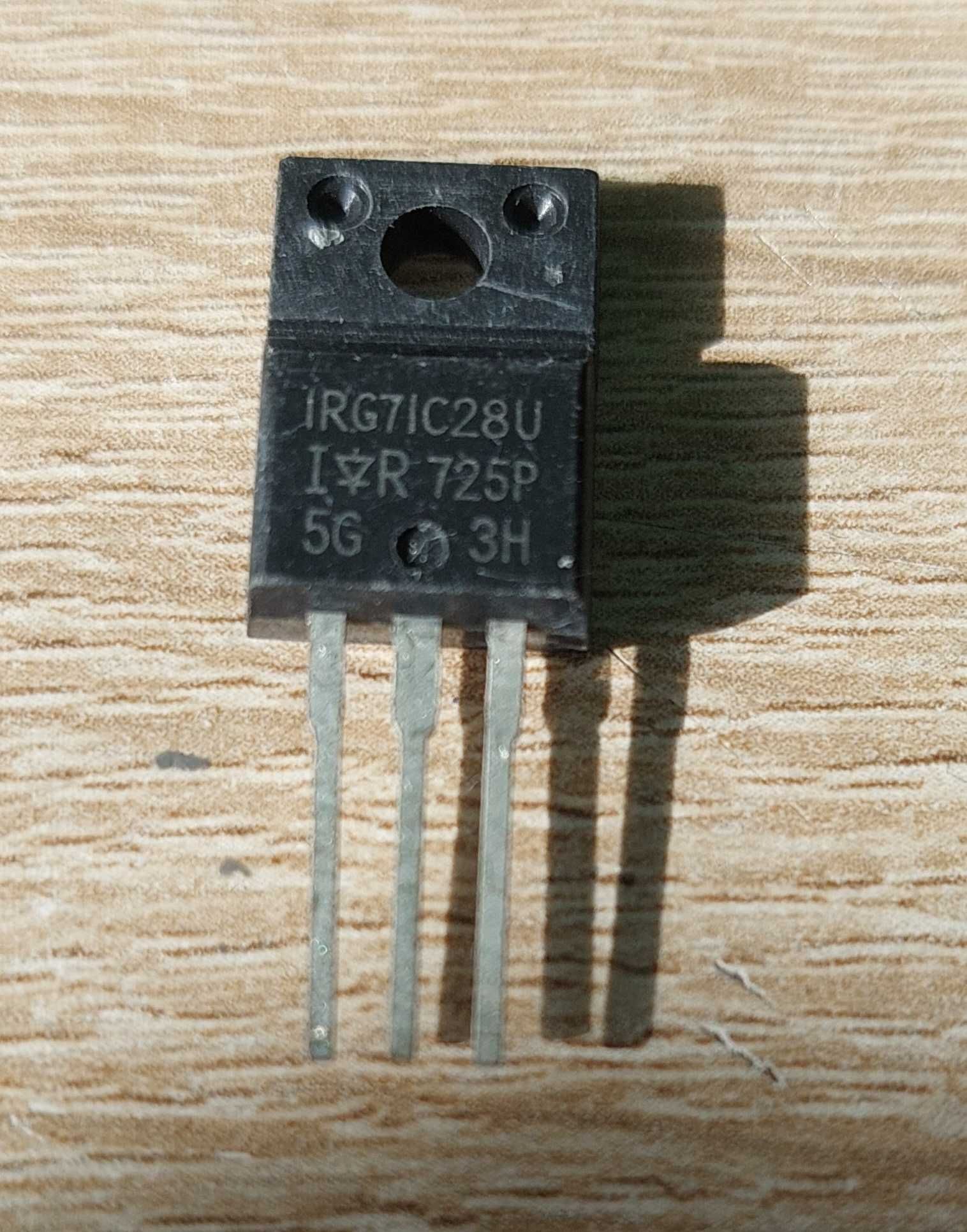 IGR7IC28U 725P Tranzistor - IGBT