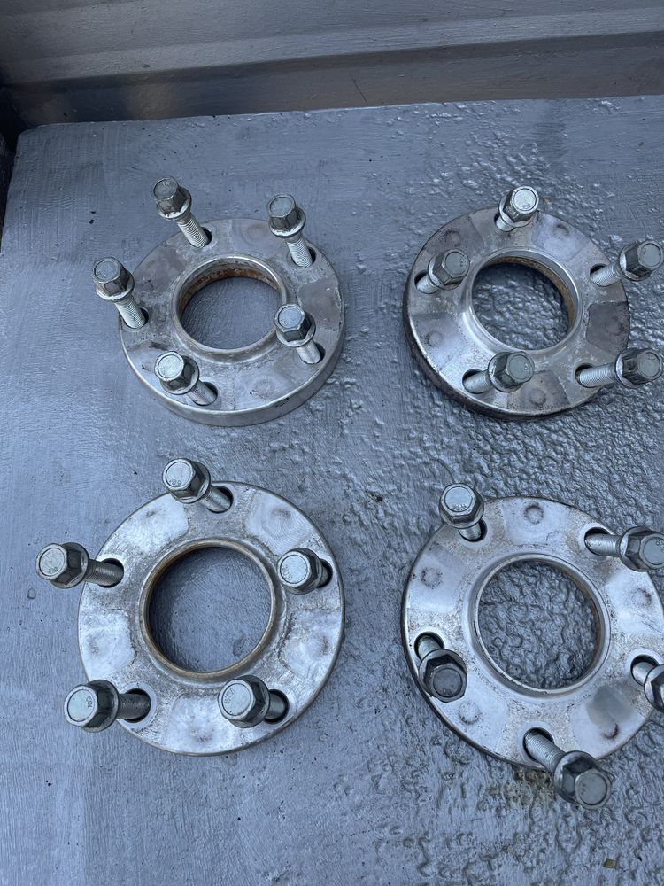 Фланци с болтове БМВ (flanci bmw 20mm)