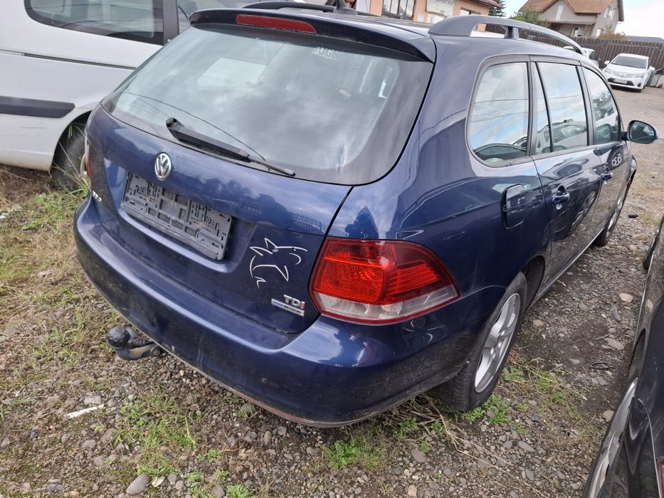Elemente Caroserie VW Golf 6 Variant 1.6TDi 77kw 105cp Tip CAYC An2011