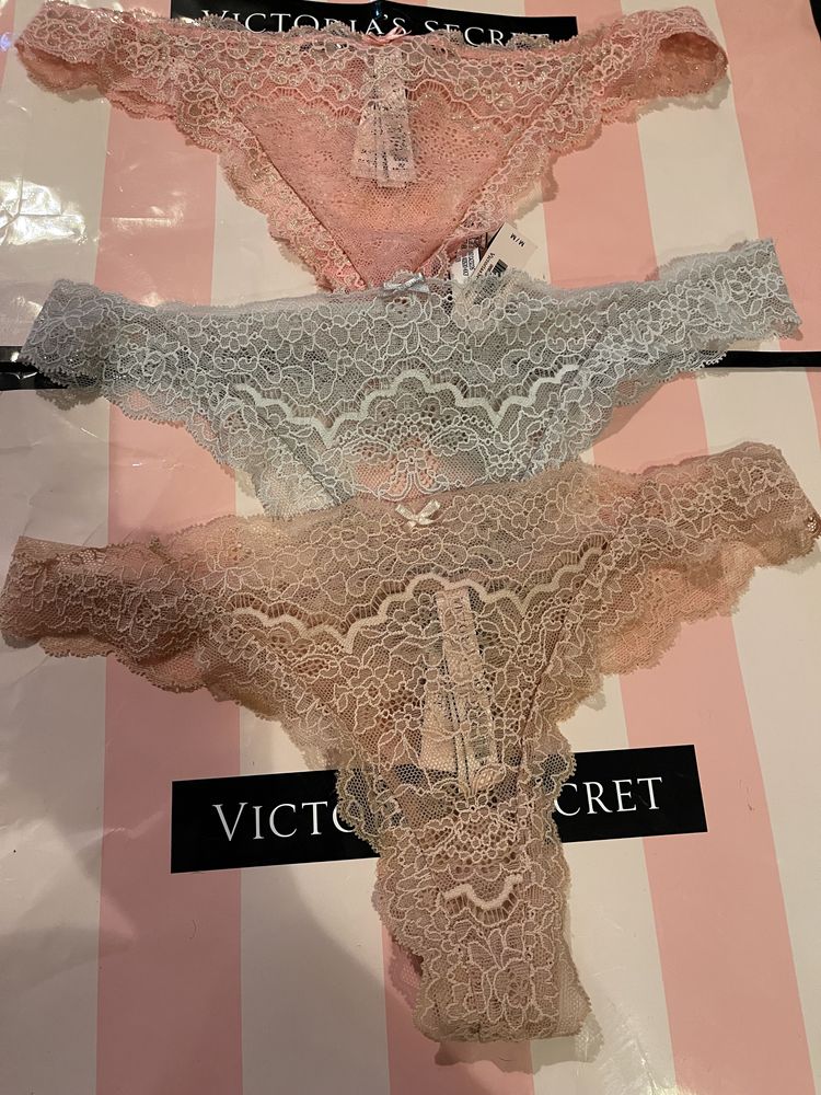 Lenjerie intima Victoria’s Secret