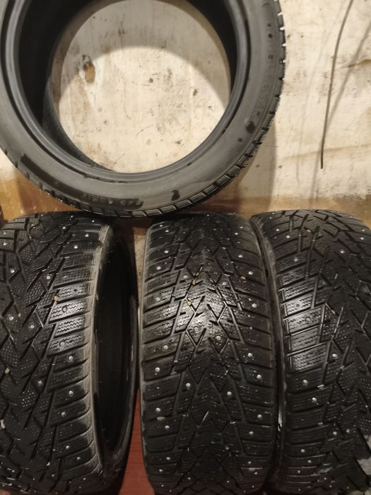 Продам в хорошем состоянии БУ резина