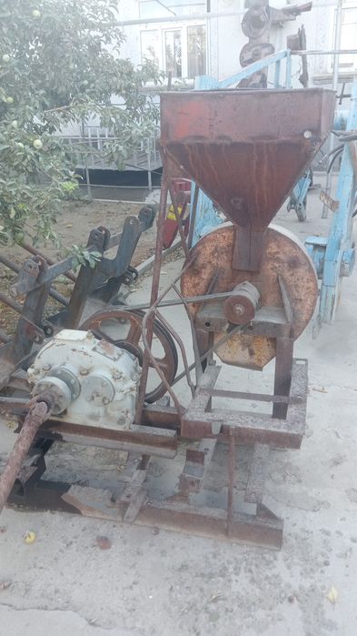 Дробилка корма в хорошем состоянии