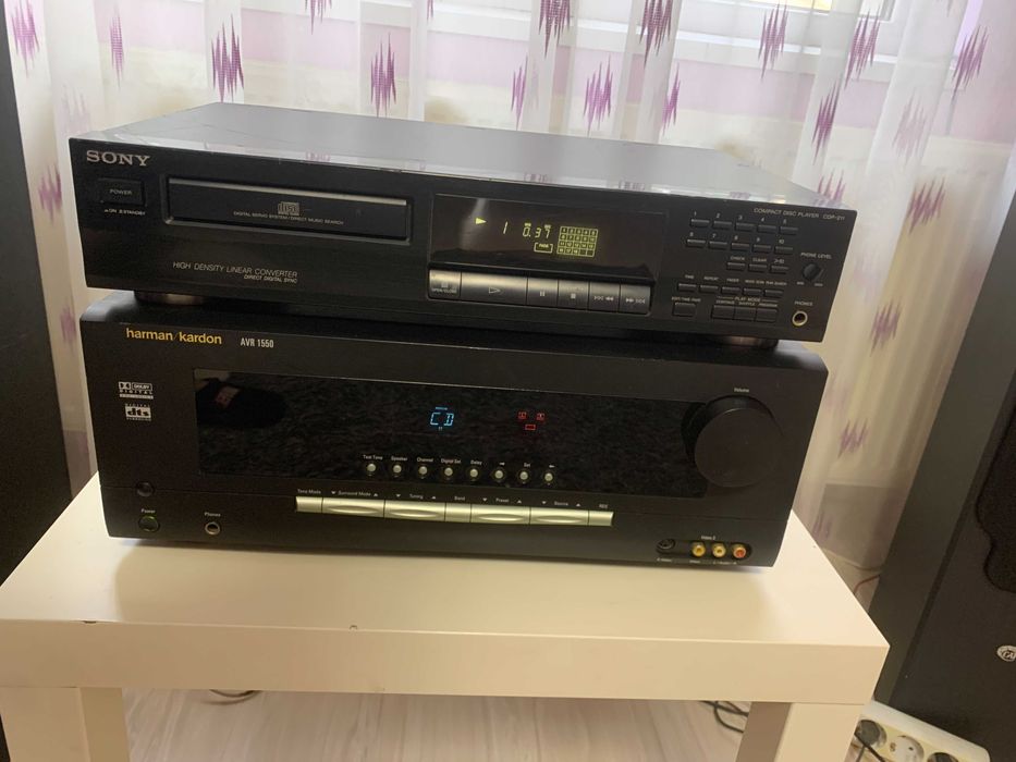 Statie Karman Kardon AVR 1550. cadou Cd player