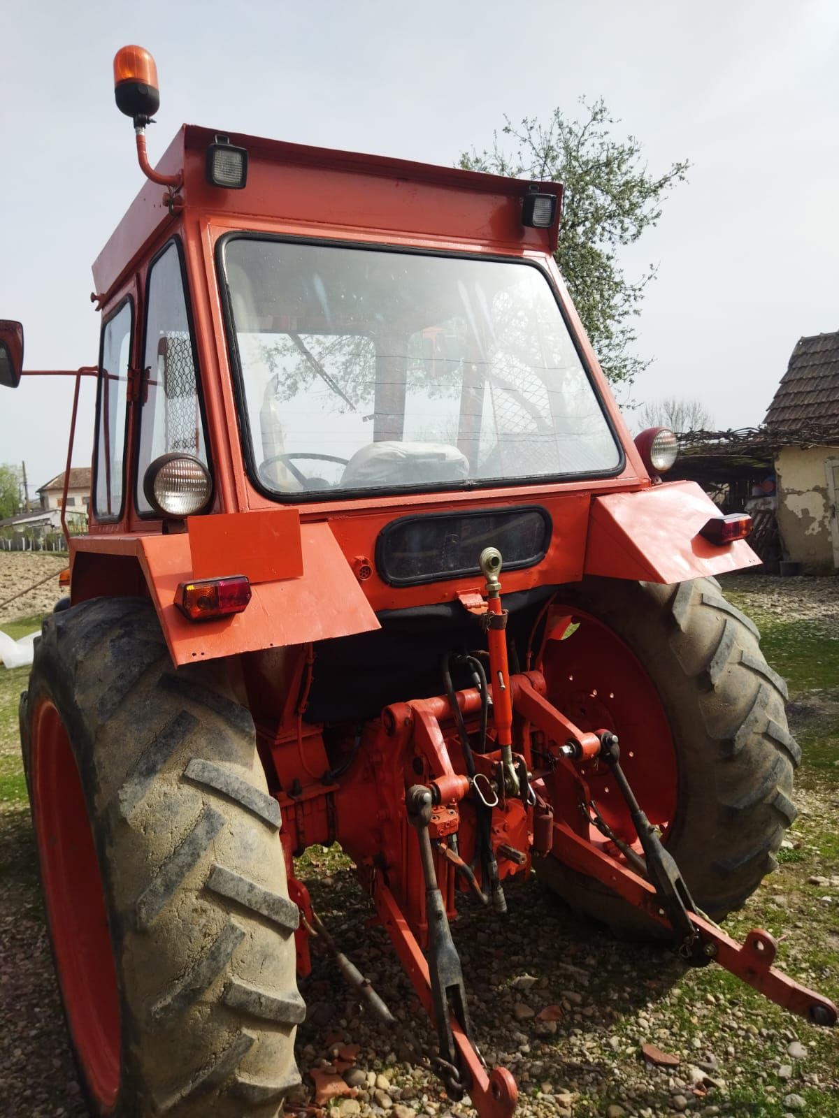 Tractor 650 universal