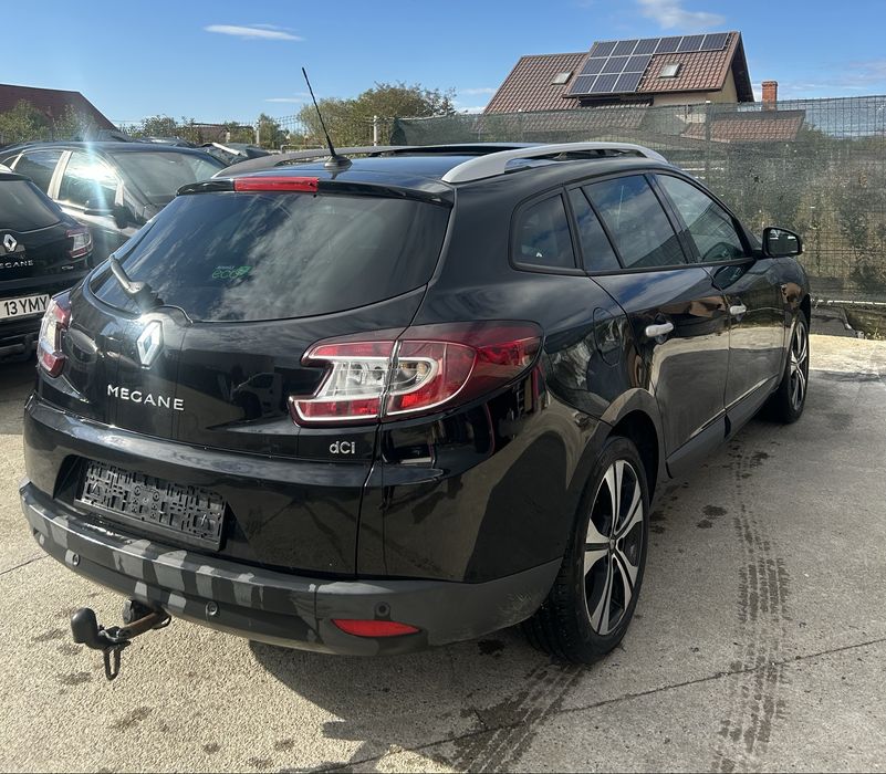 Dezmembrez piese renault megane 3 1.5dci-1.2tce bose,RLink,xenon,Led