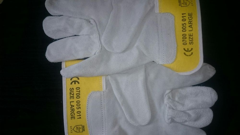 Нови заваръчни ръкавици два комплекта