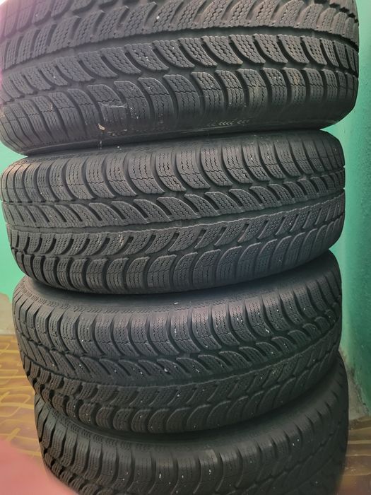 Roți complete vw r15 plus capace vw