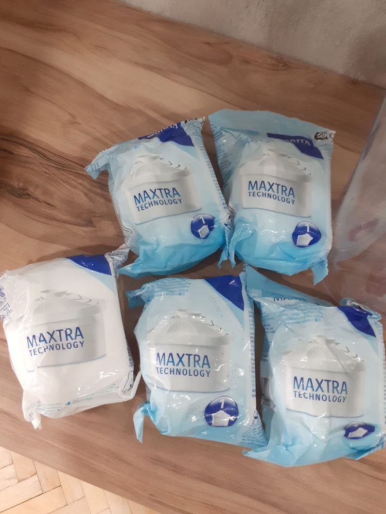 Филтрираща кана Brita + 5 филтъра