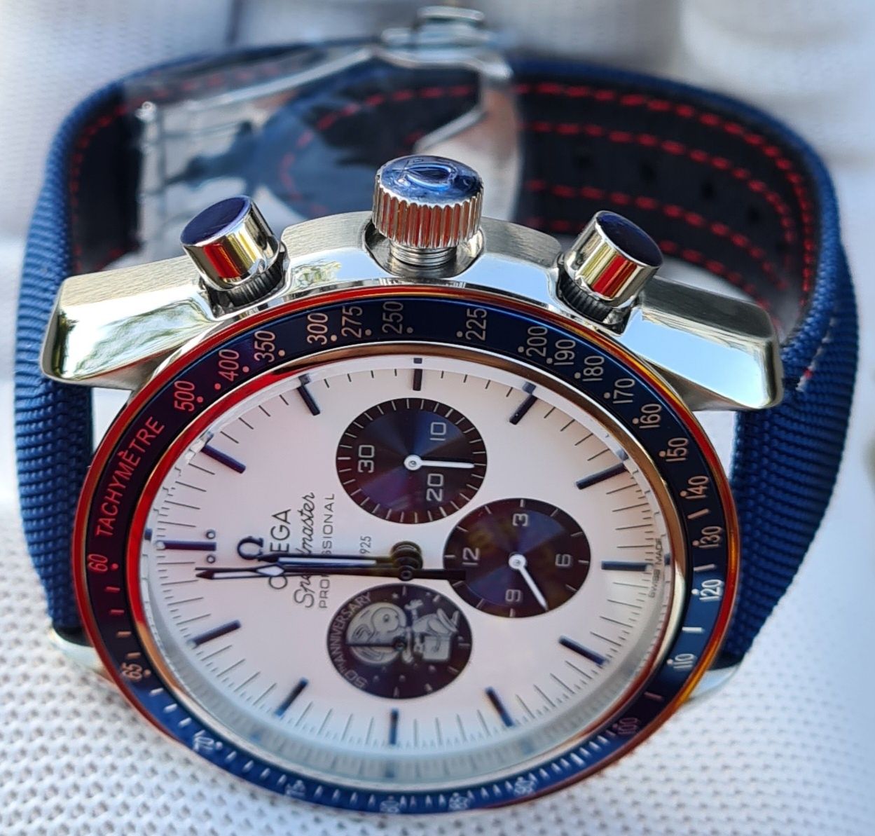 Ceas omega Speedmaster Moonwatch Anniversary Series Bleu