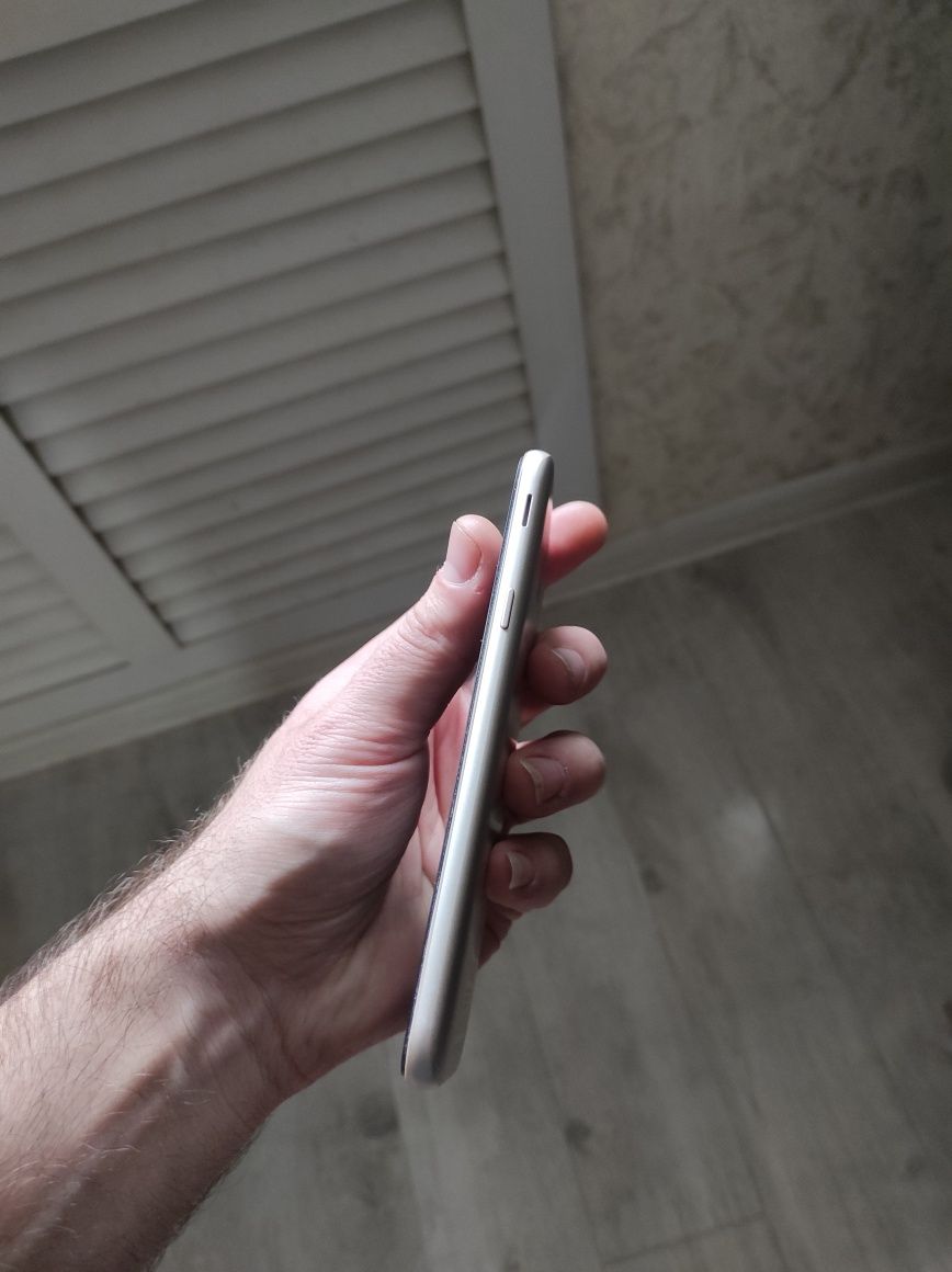 Samsung galaxy j5 sm-j530fm запчасти