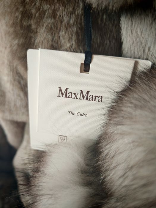 Луксозно палто от естествен косъм лисица – Max Mara