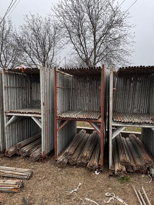 Schela metalica italiană