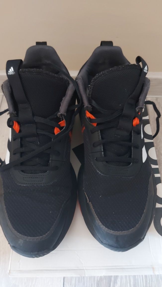 Маратонки Adidas