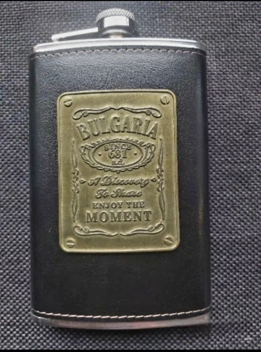 Манерки България,два цвята,три размера