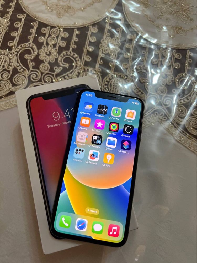 Iphone X ideal.