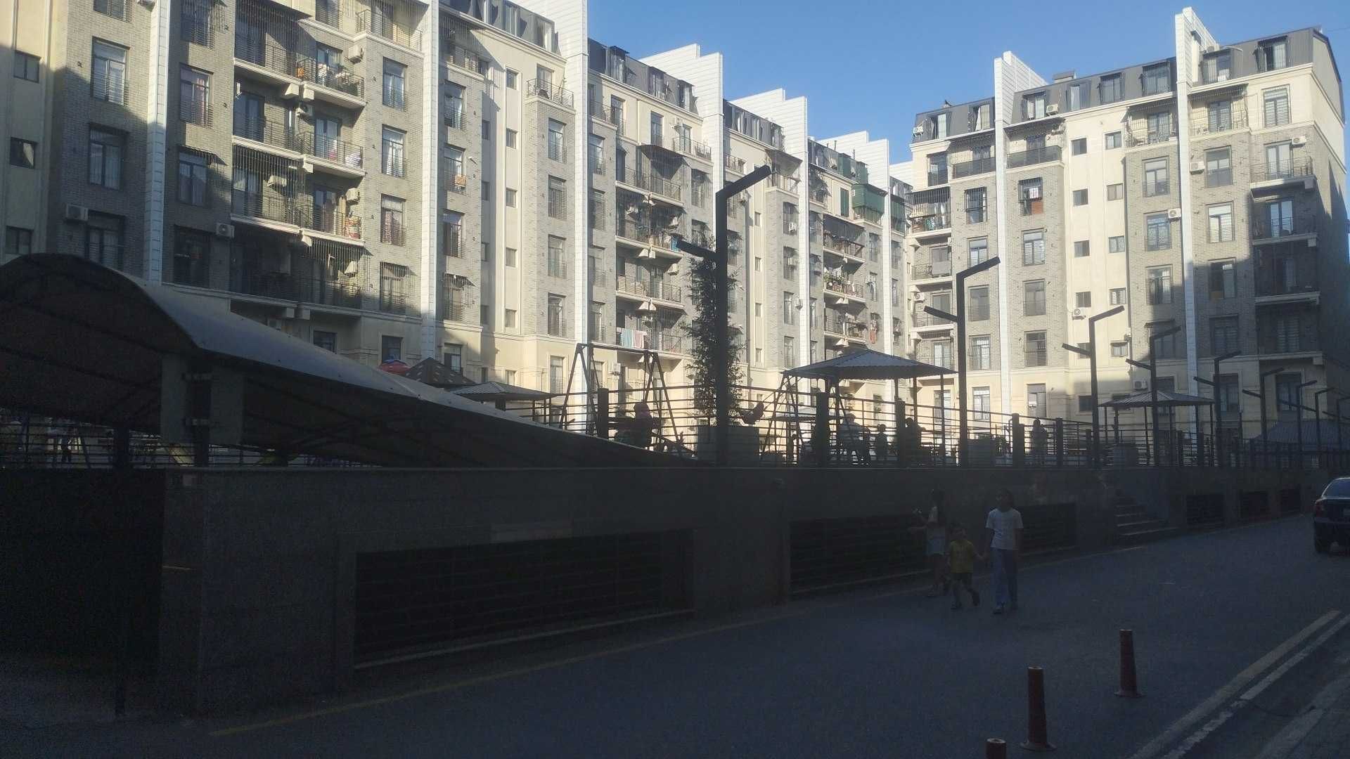 Сотилади 2 хона, Цоколний этаж, Чилонзор 17 кв, ЖК Grand park